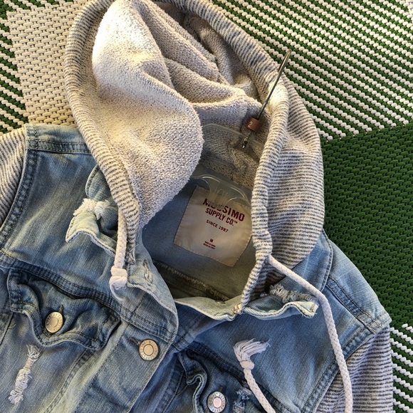 Mossimo supply distressed jean jacket with hood - Picture 4 of 8